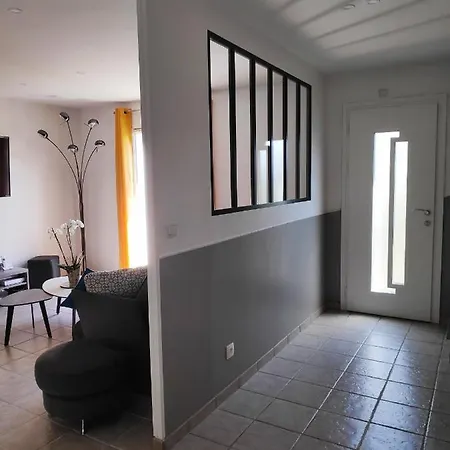 Villa *